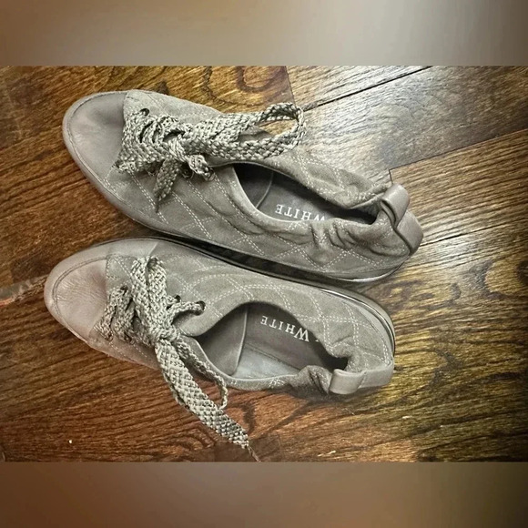 Ron White Naomi Quilted Sneaker size 6.5 - Picture 4 of 9